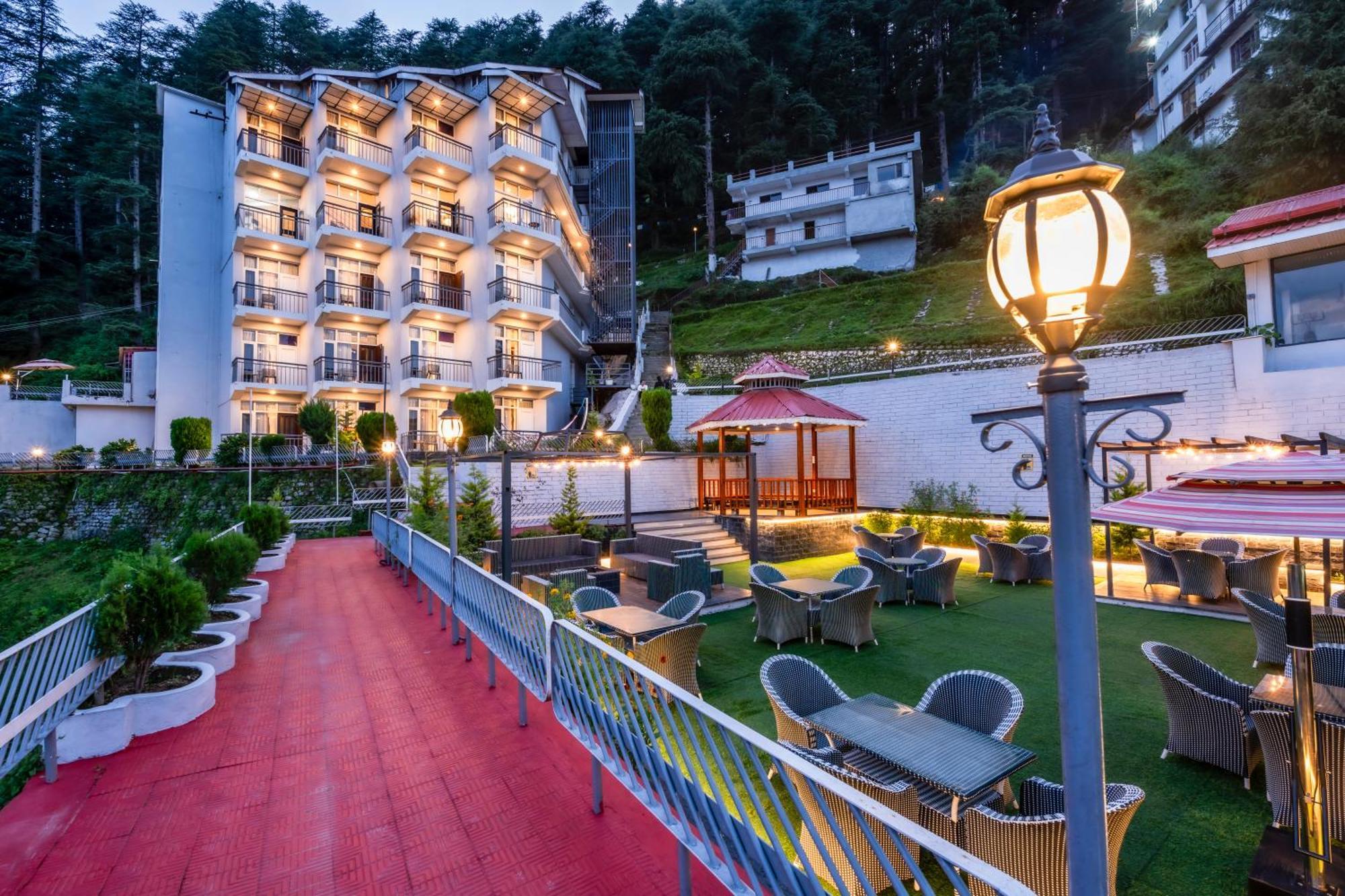 Fortune Khajjiar - Member Itc Hotels' Group Eksteriør bilde