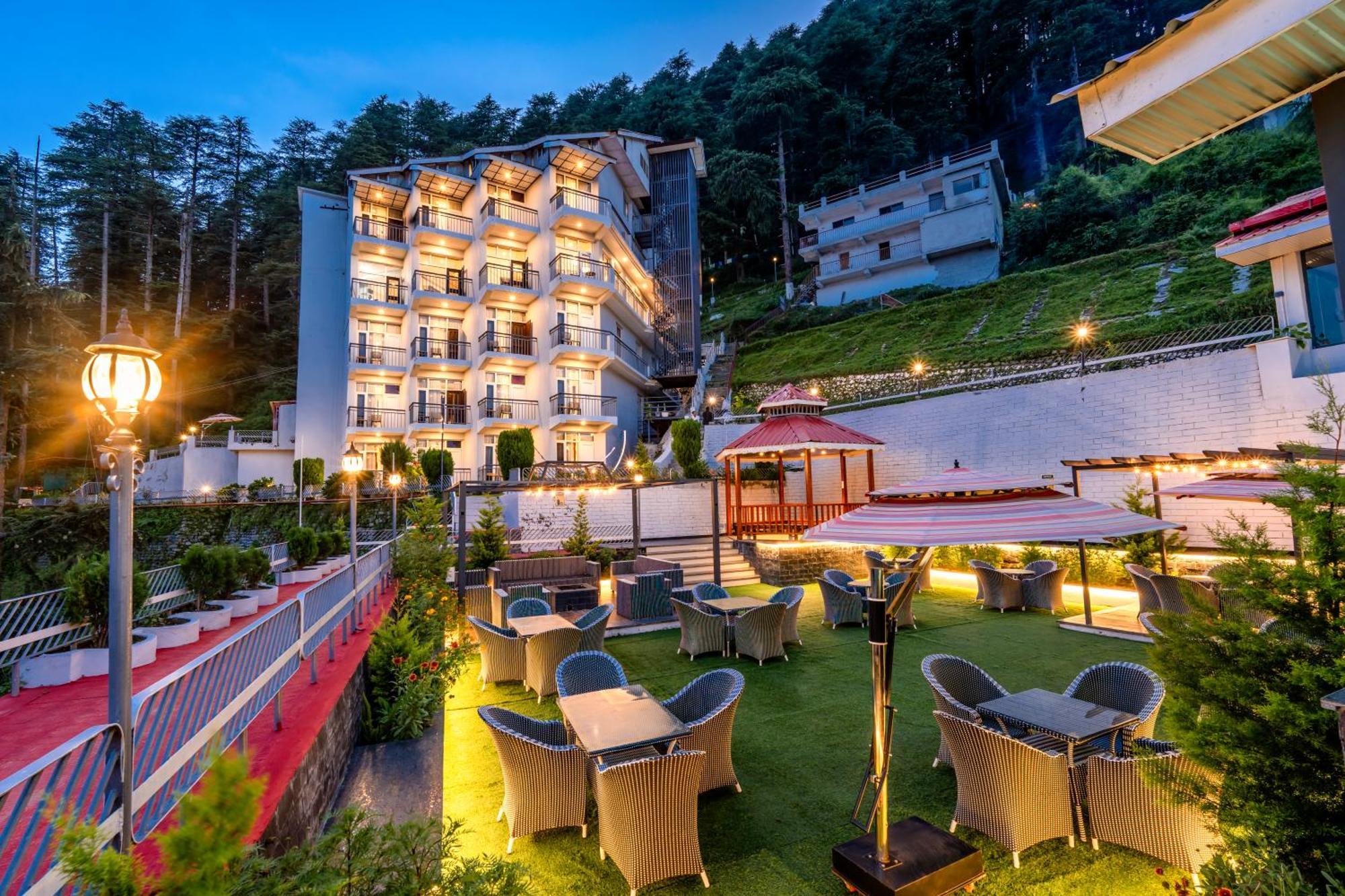 Fortune Khajjiar - Member Itc Hotels' Group Eksteriør bilde