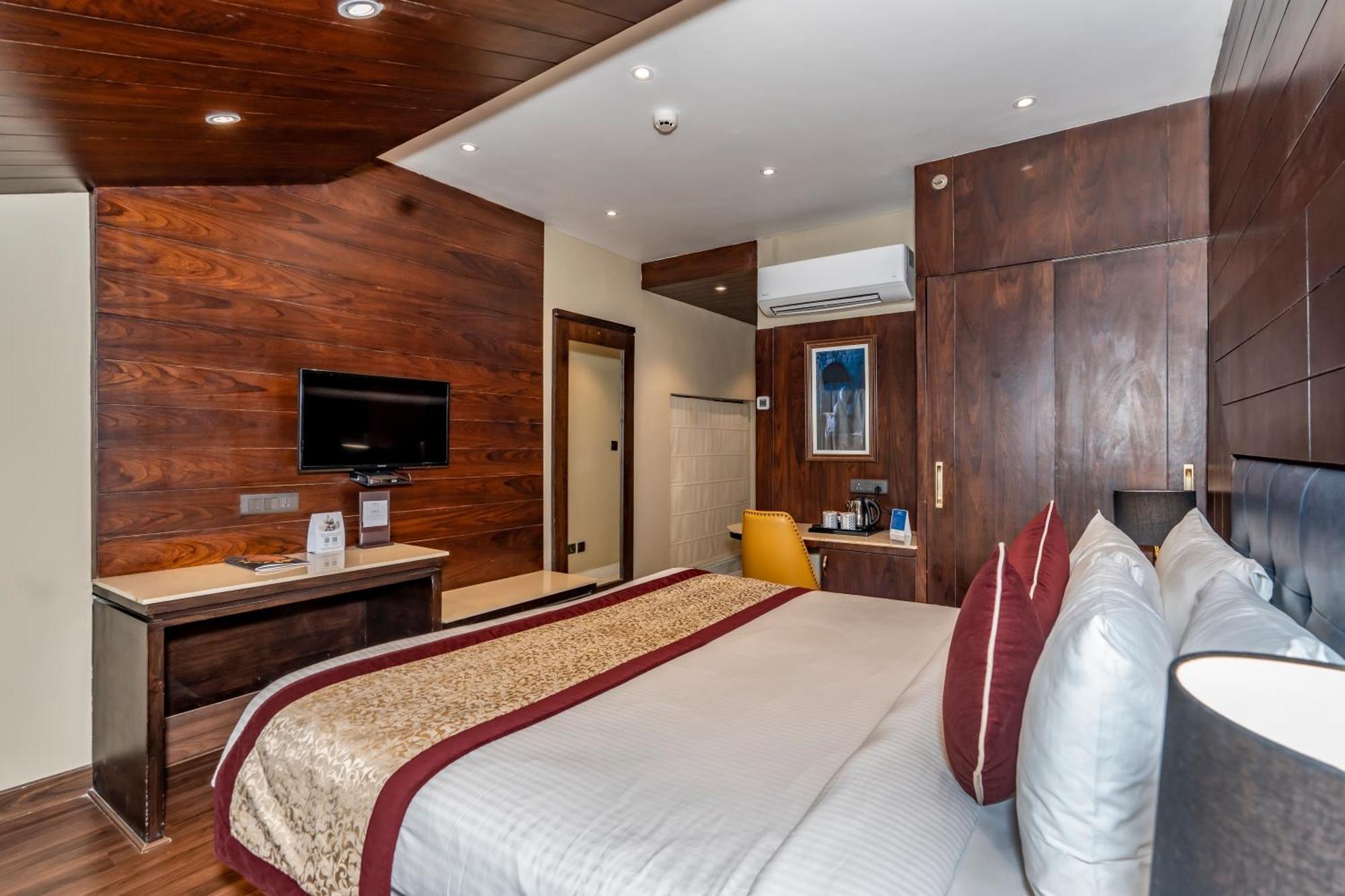 Fortune Khajjiar - Member Itc Hotels' Group Eksteriør bilde